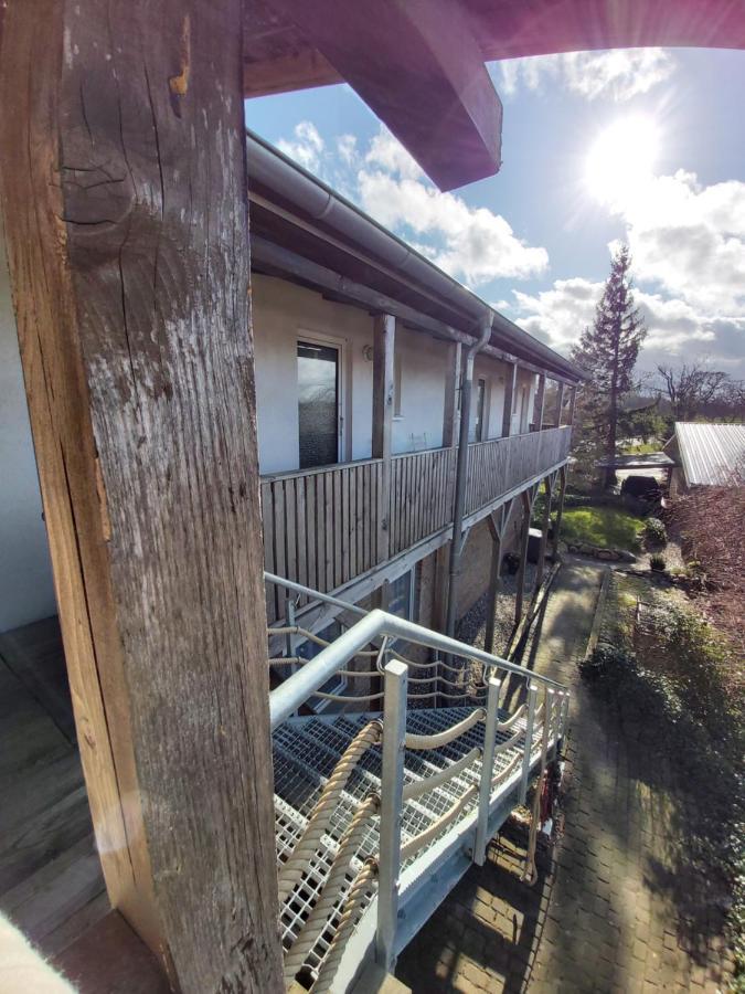 Pension & Restaurant "Alte Schule" Kluis Exterior photo